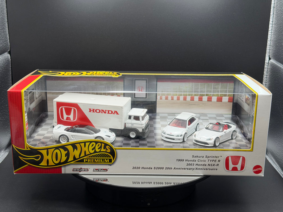 Hot Wheels Premium Honda Collector Set – 4-Car Team Transport – Civic Type R, NSX-R & S2000