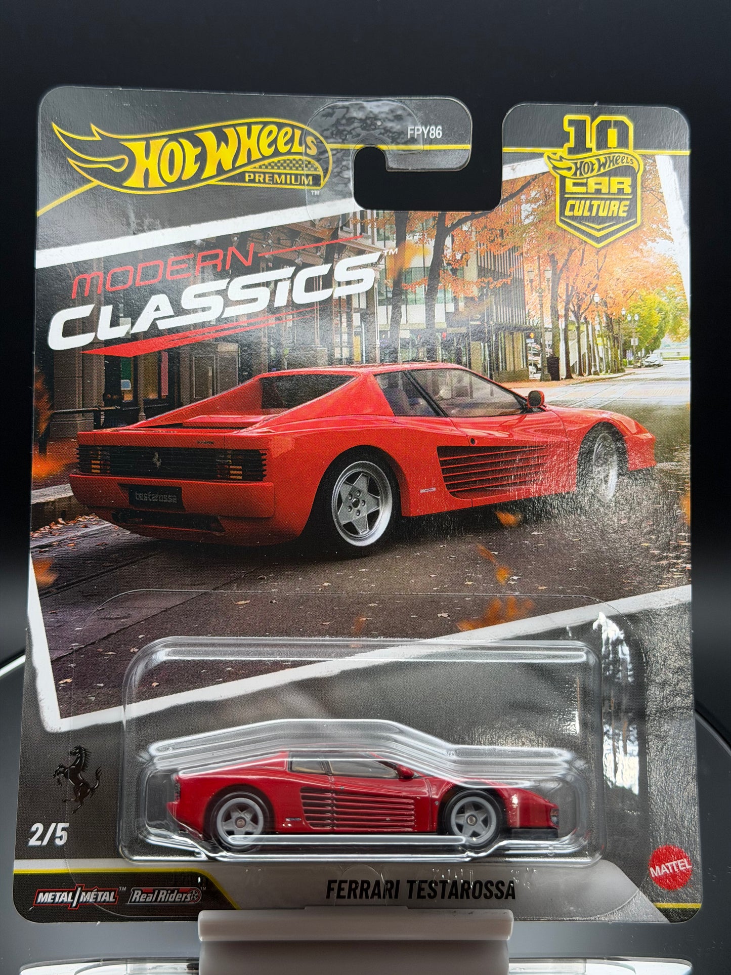 Hot Wheels Premium Car Culture: Modern Classics—Ferrari Testarossa (1:64 Scale)