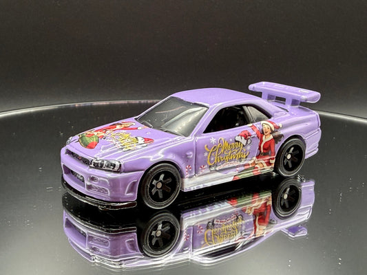 Custom Hot Wheels Nissan Skyline GT-R 34 - Holiday Special Edition (Metal Base) (Copy) (Copy) (Copy)