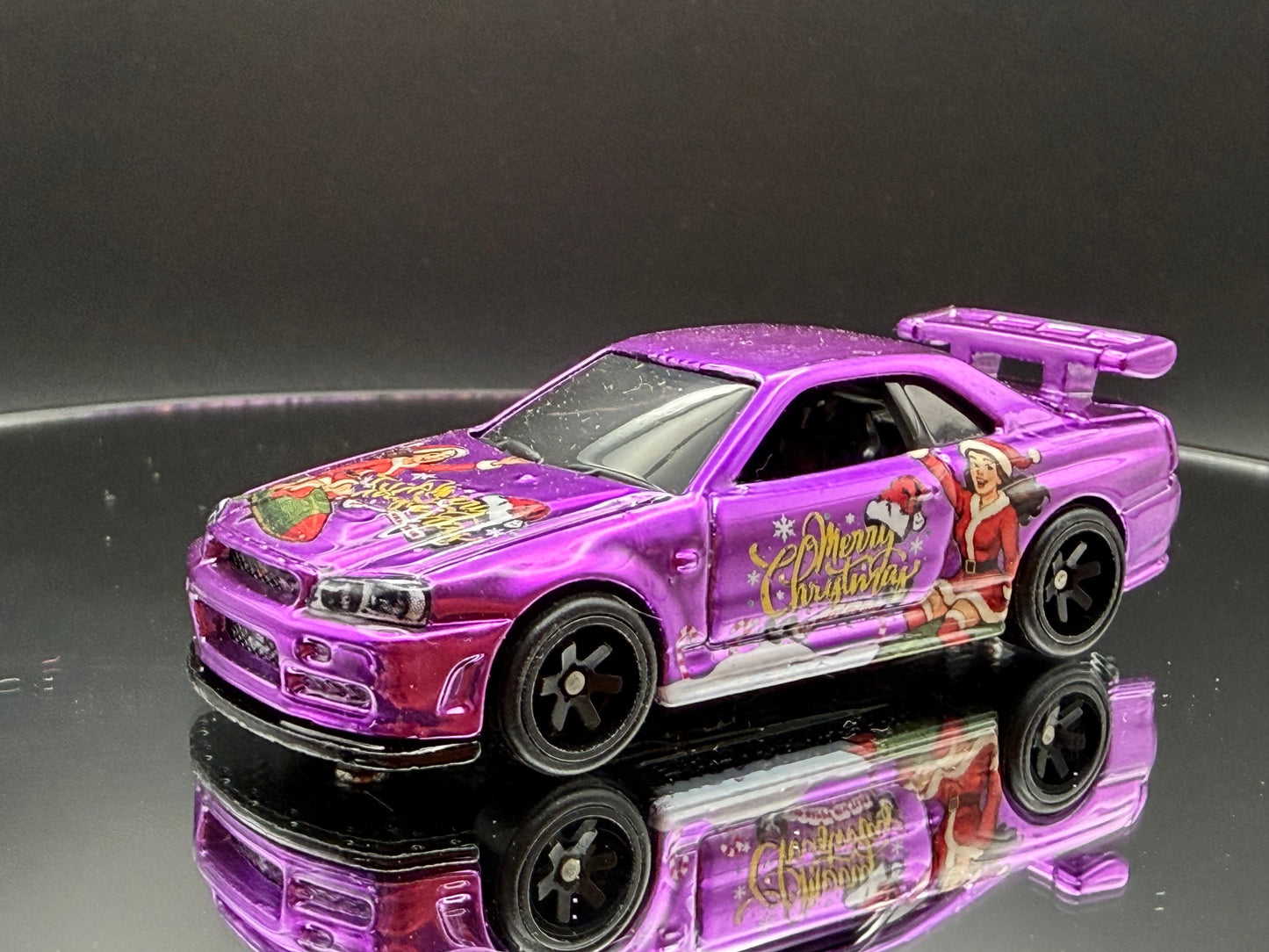 Custom Hot Wheels Nissan Skyline GT-R 34 - Holiday Special Edition (Metal Base) (Copy) (Copy)